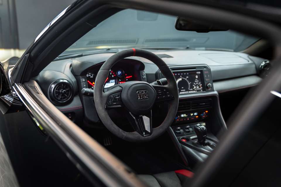 Nissan GT-R - Imagem 19