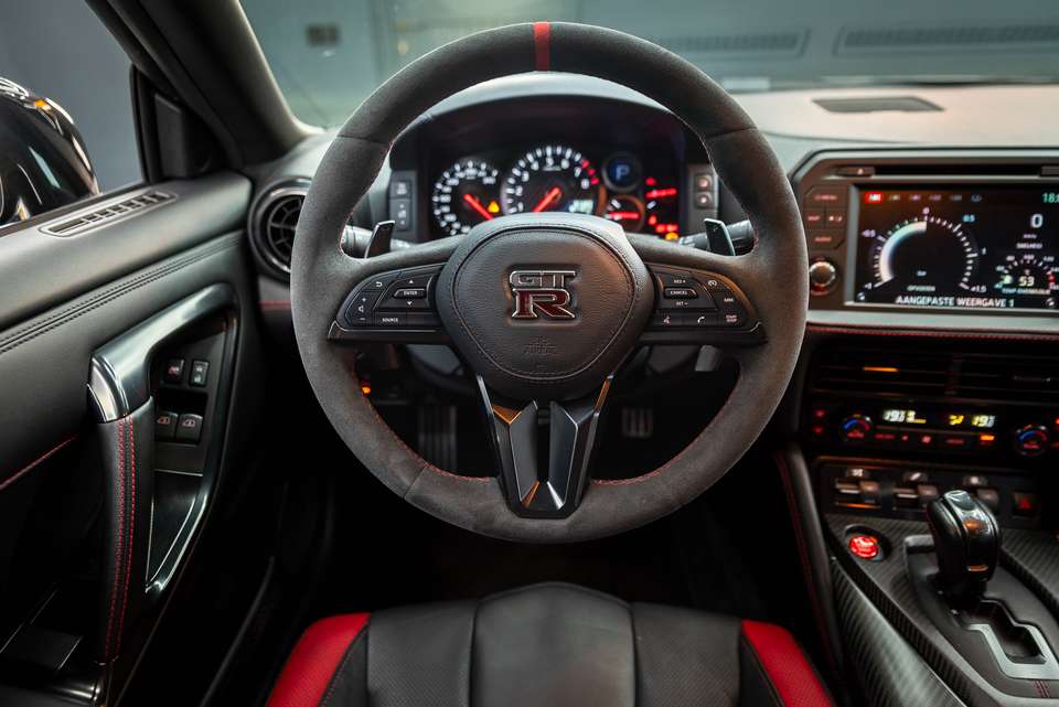 Nissan GT-R - Imagem 20