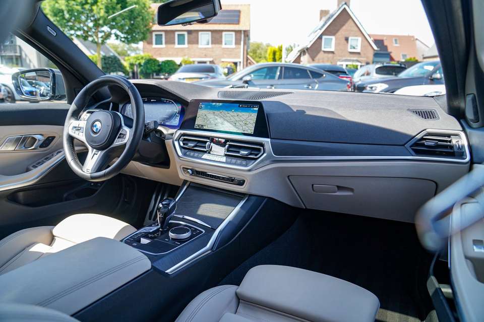 BMW 330 - Imagem 15
