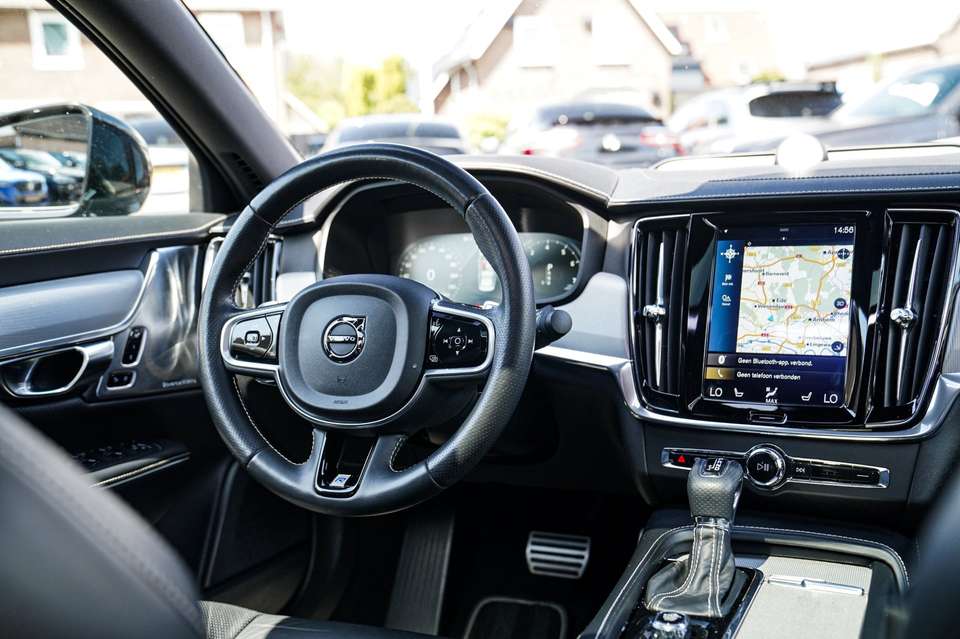 Volvo S90 - Imagem 17
