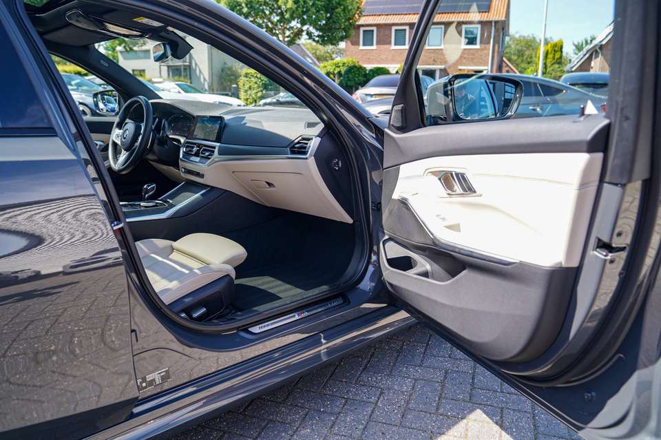 BMW 330 - Imagem 19