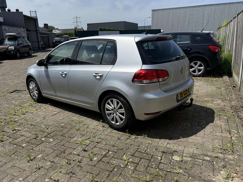 Volkswagen Golf - Imagem 3