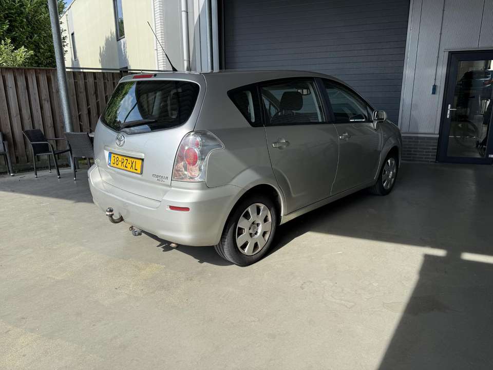 Toyota Verso - Imagem 2