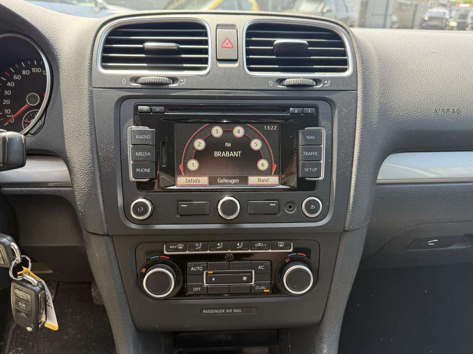 Volkswagen Golf - Imagem 10