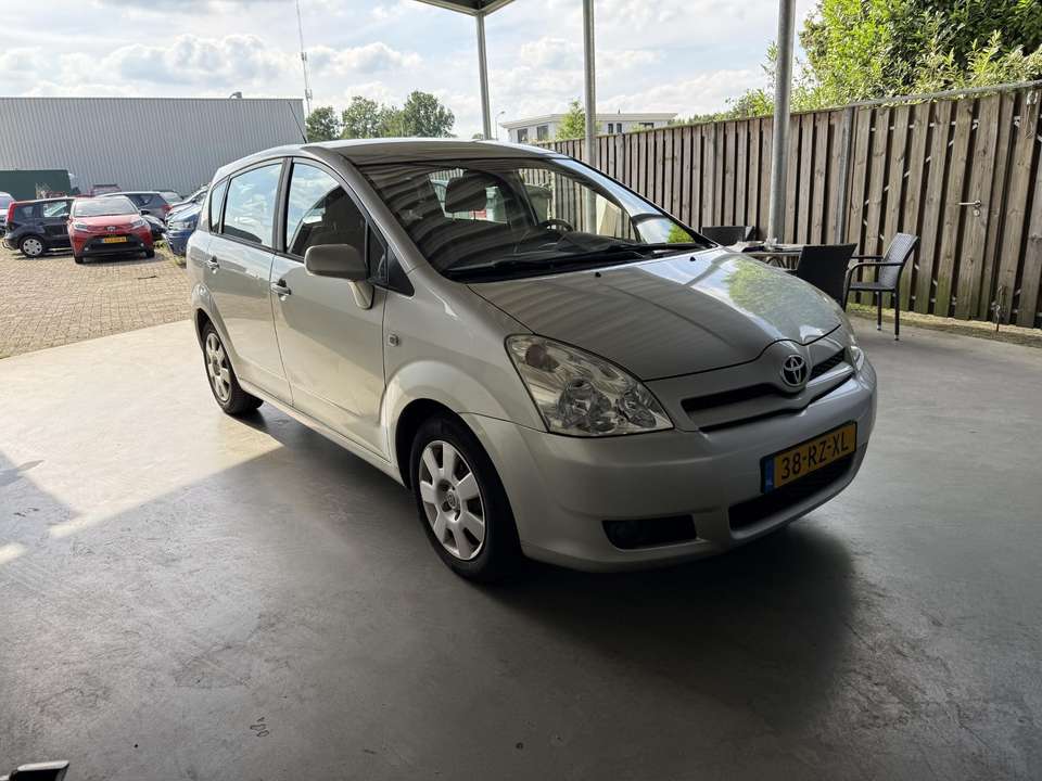 Toyota Verso - Imagem 11