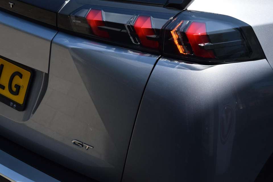 Peugeot 2008 - Imagem 13