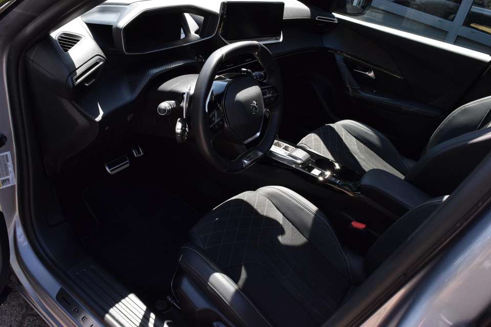 Peugeot 2008 - Imagem 16