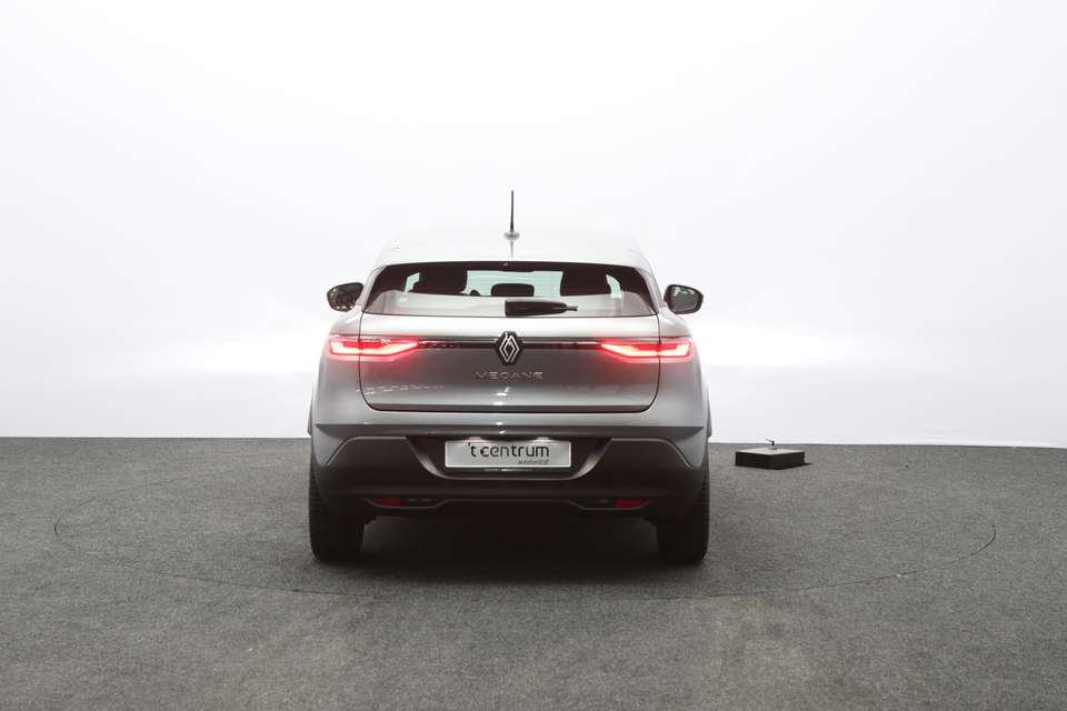 Renault Megane E-Tech - Imagem 11