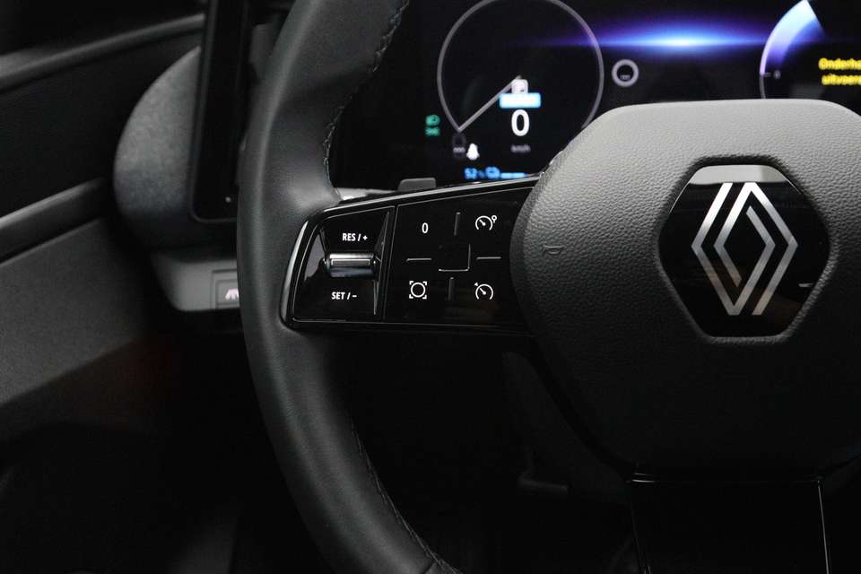 Renault Megane E-Tech - Imagem 15