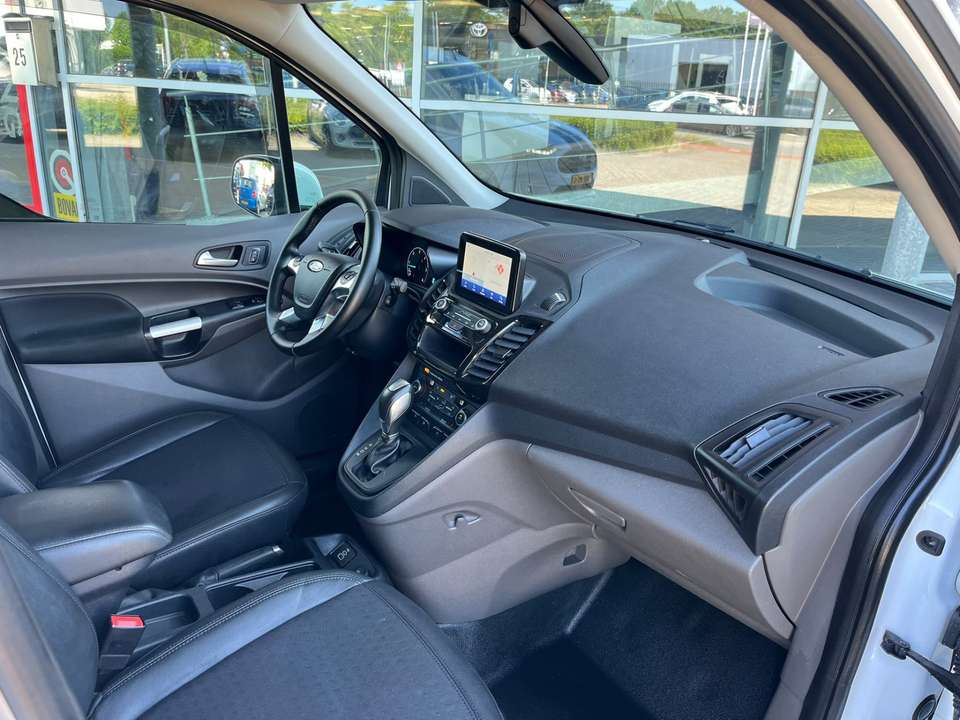 Ford Transit Connect - Imagem 3