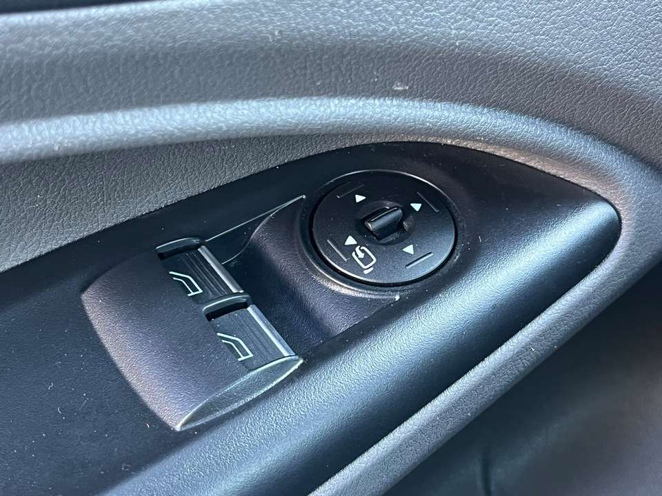Ford Transit Connect - Imagem 9