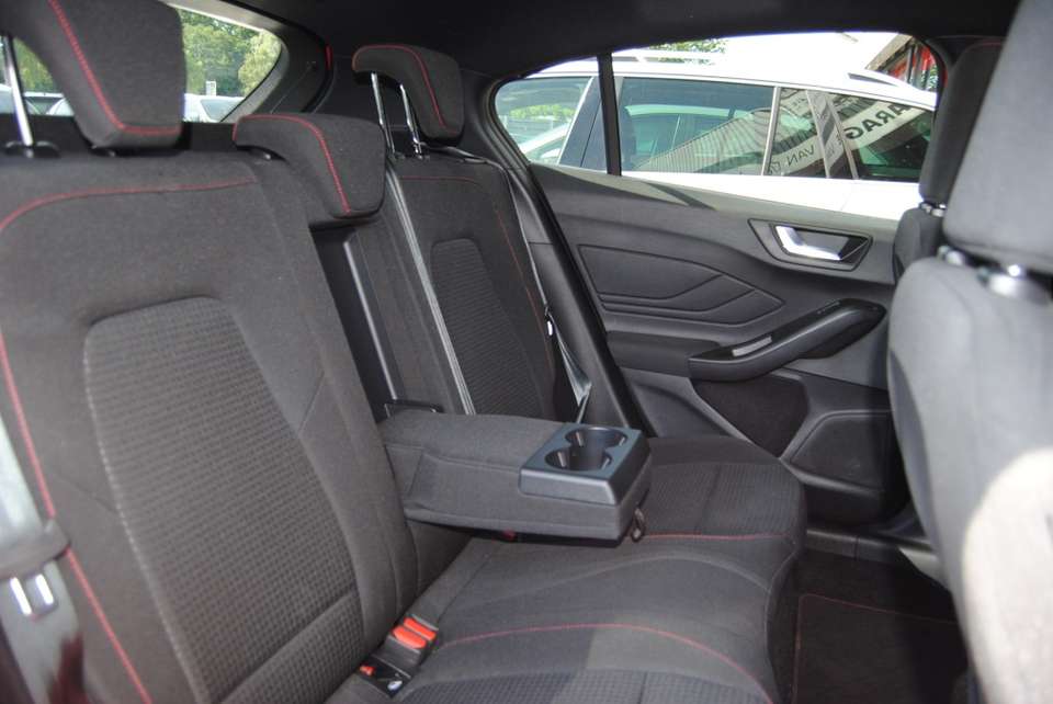 Ford Focus - Imagem 9