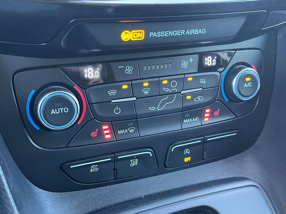 Ford Transit Connect - Imagem 16