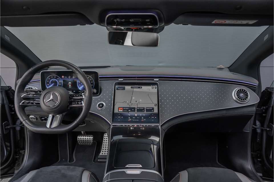 Mercedes-Benz EQE 350 - Imagem 2