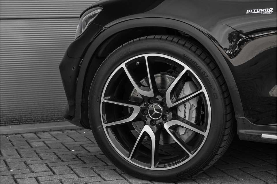 Mercedes-Benz GLC 43 AMG - Imagem 20