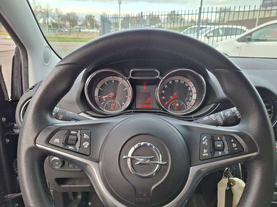Opel Adam - Imagem 12