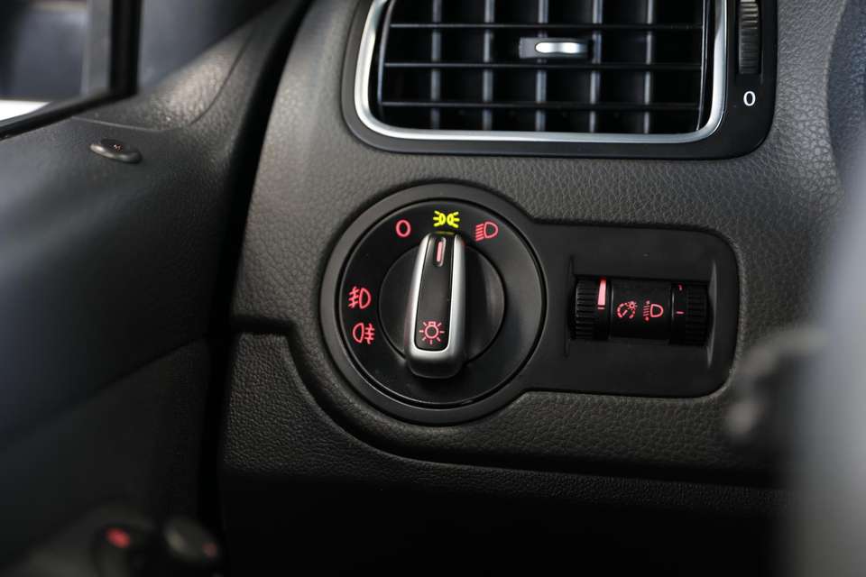 Volkswagen Polo - Imagem 12