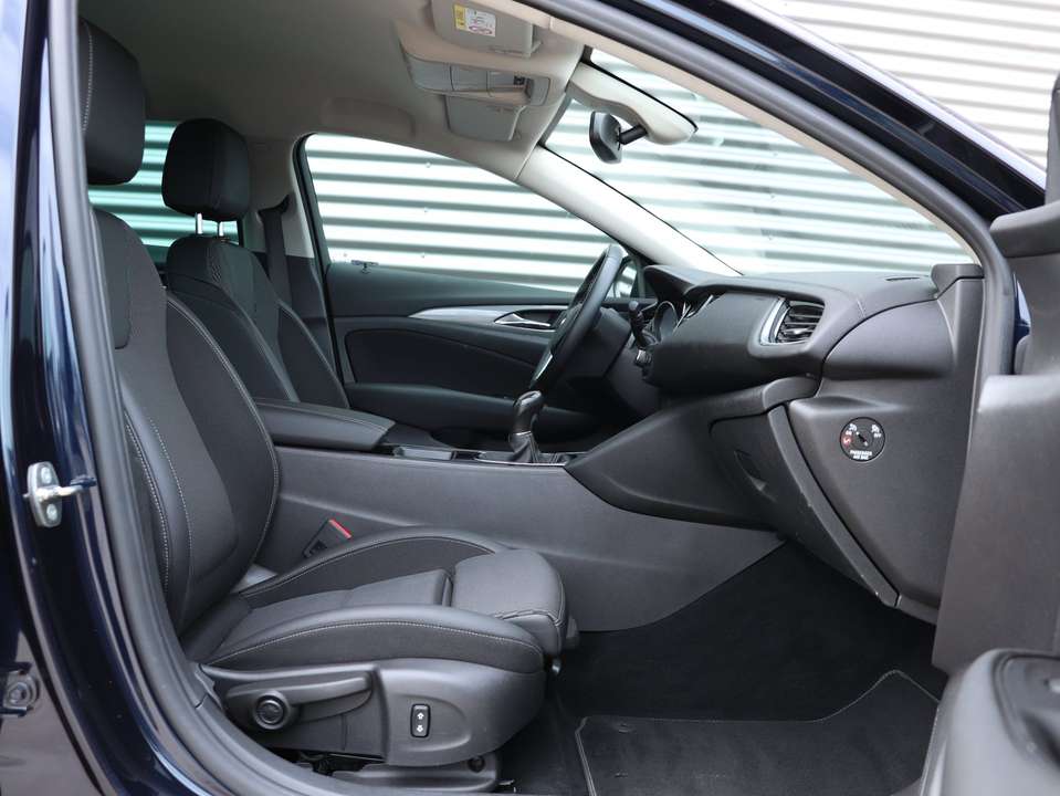 Opel Insignia - Imagem 8