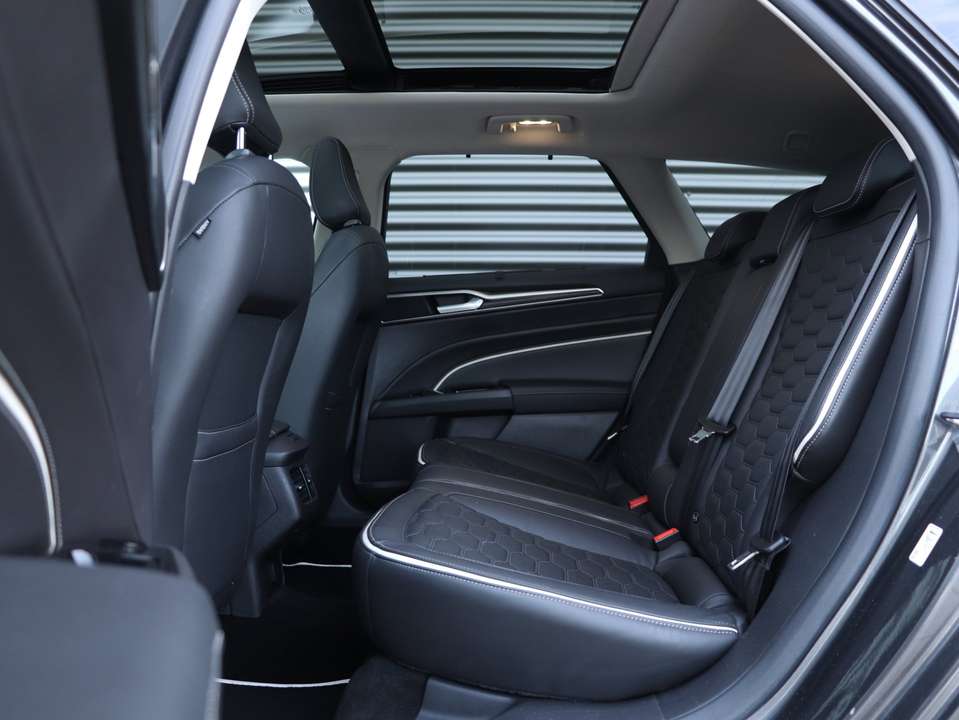Ford Mondeo - Imagem 6