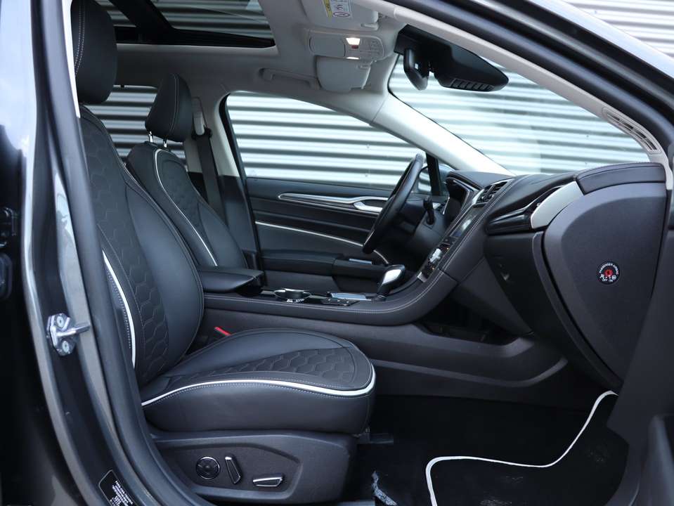 Ford Mondeo - Imagem 8