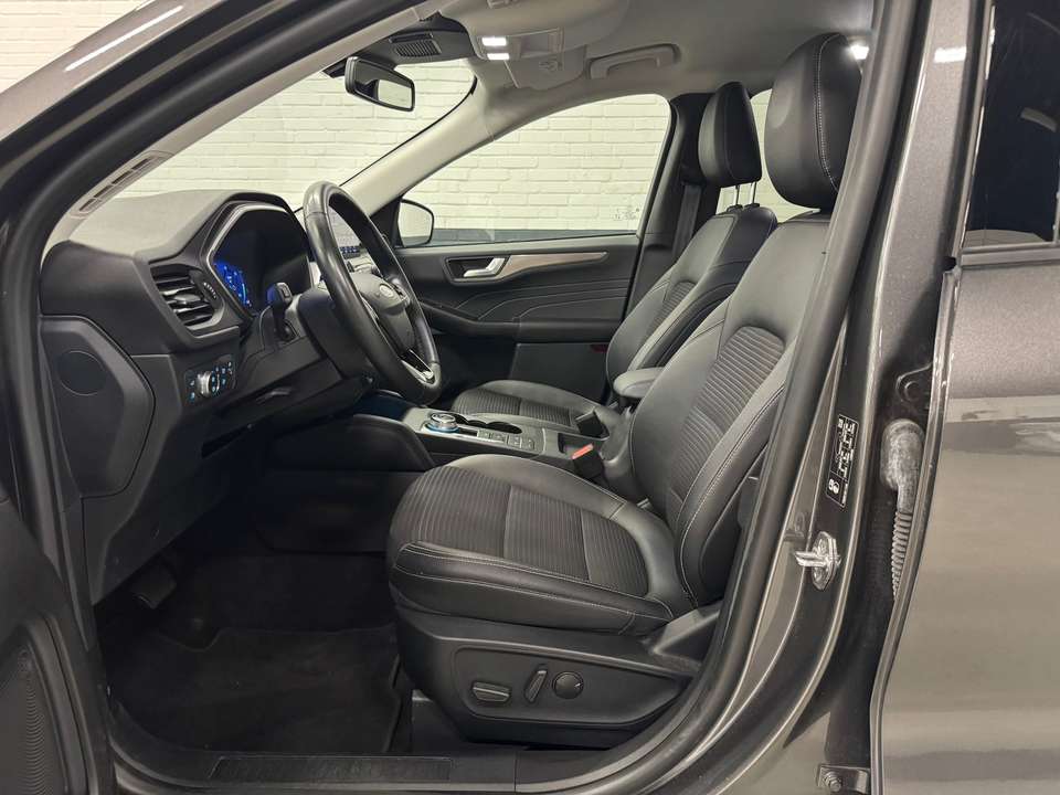 Ford Kuga - Imagem 9