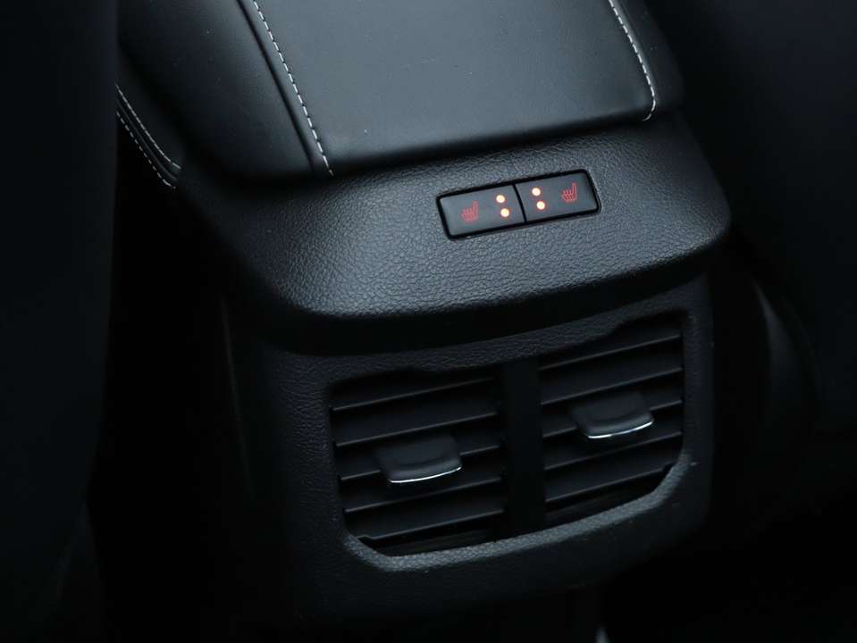 Ford Mondeo - Imagem 17