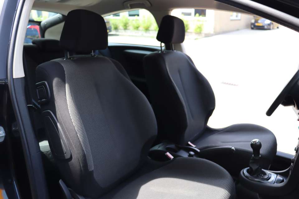 Citroen C4 - Imagem 12