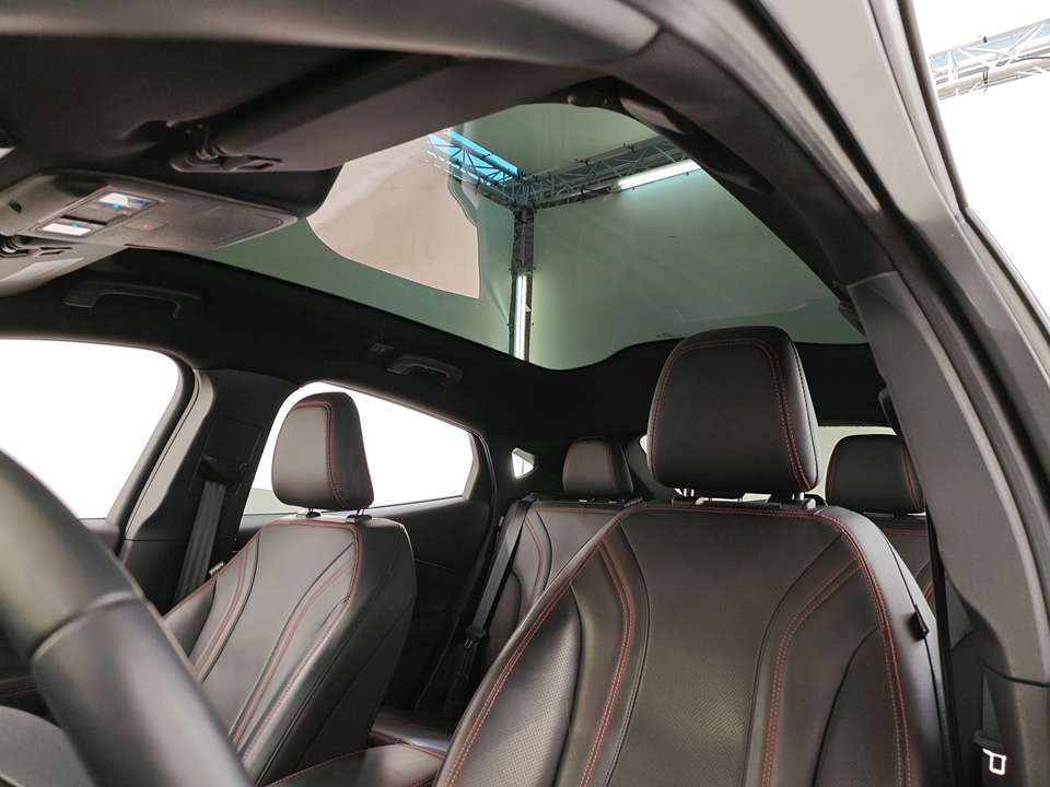 Ford Mustang Mach-E - Imagem 8