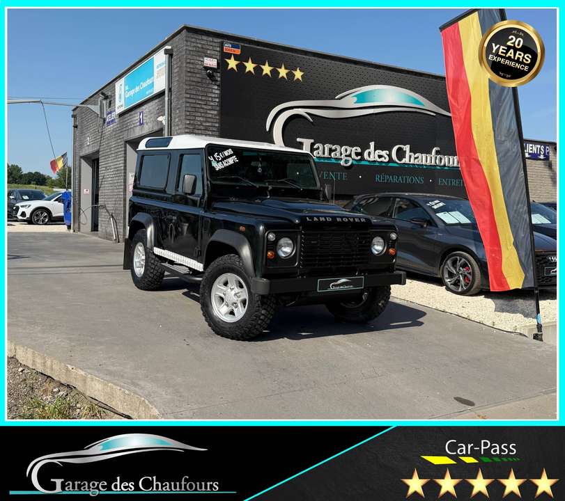 Land Rover Defender - Imagem 1