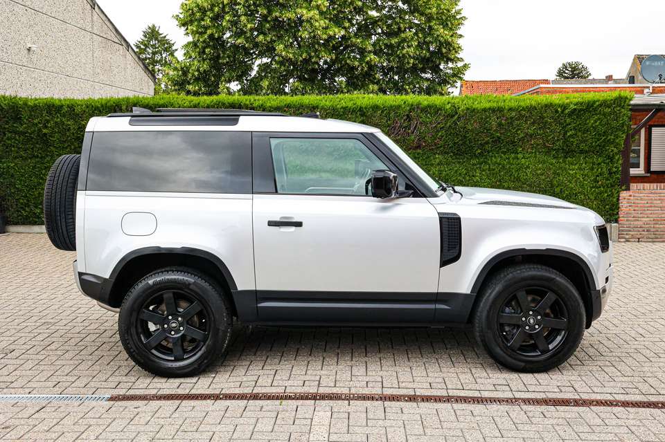 Land Rover Defender - Imagem 4