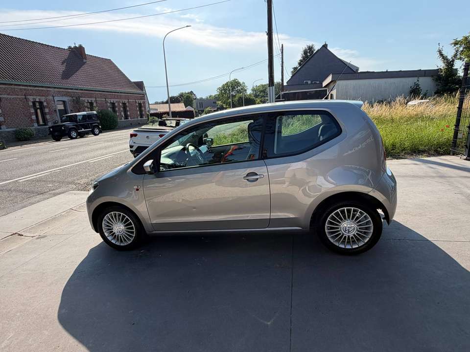 Volkswagen up! - Imagem 6