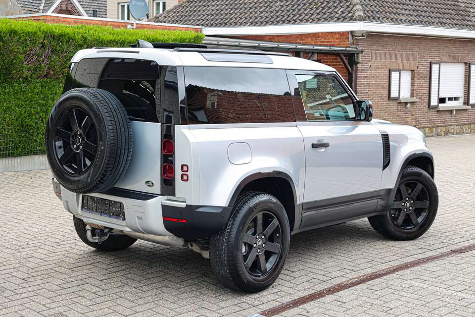 Land Rover Defender - Imagem 5