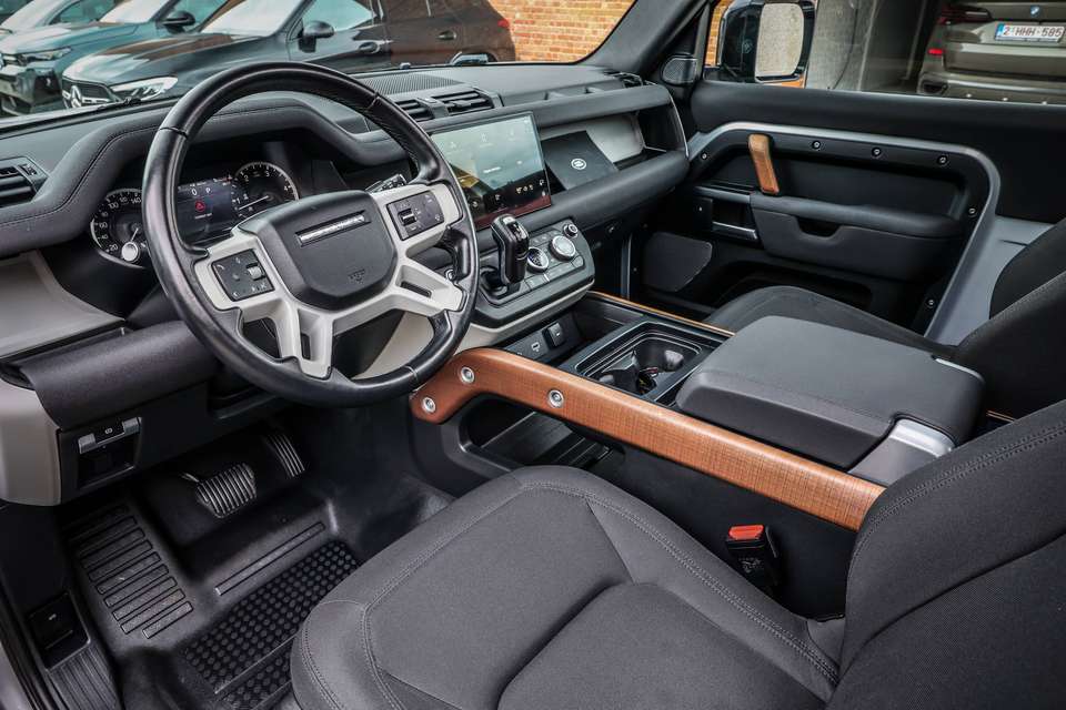 Land Rover Defender - Imagem 10