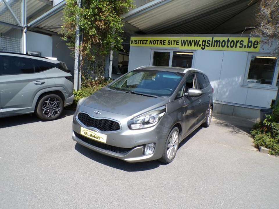 Kia Carens - Imagem 1