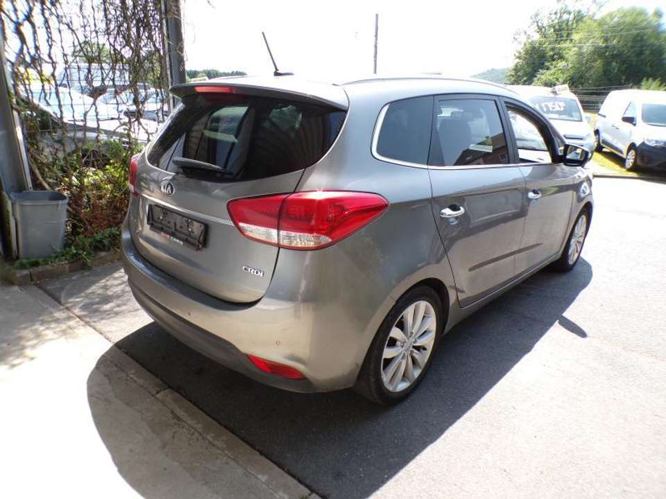 Kia Carens - Imagem 4