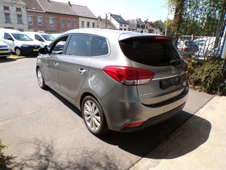 Kia Carens - Imagem 5