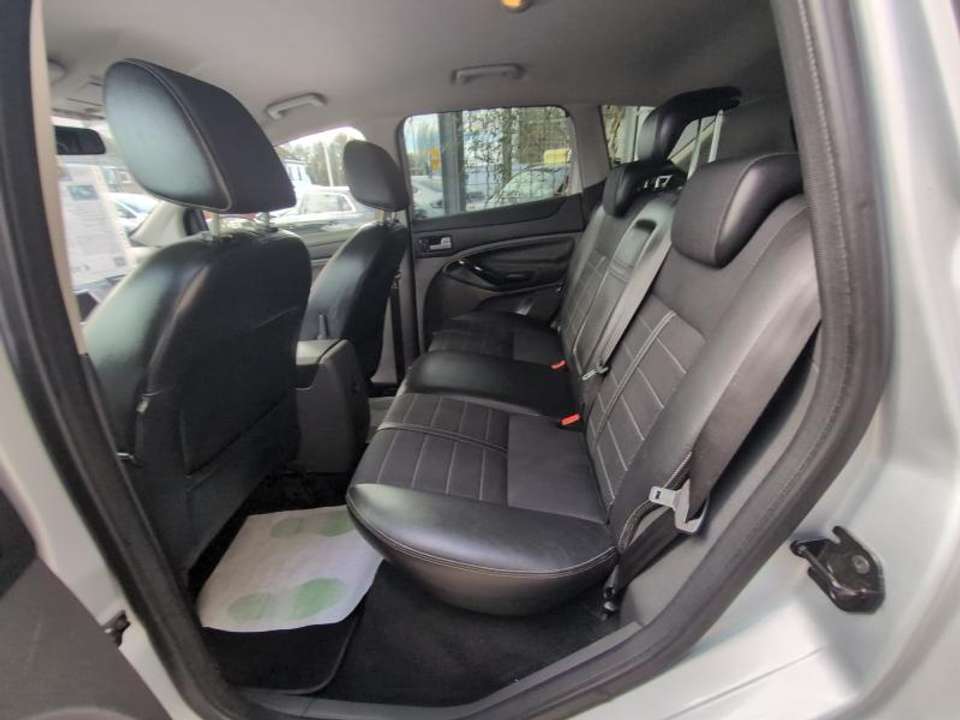 Ford Kuga - Imagem 7