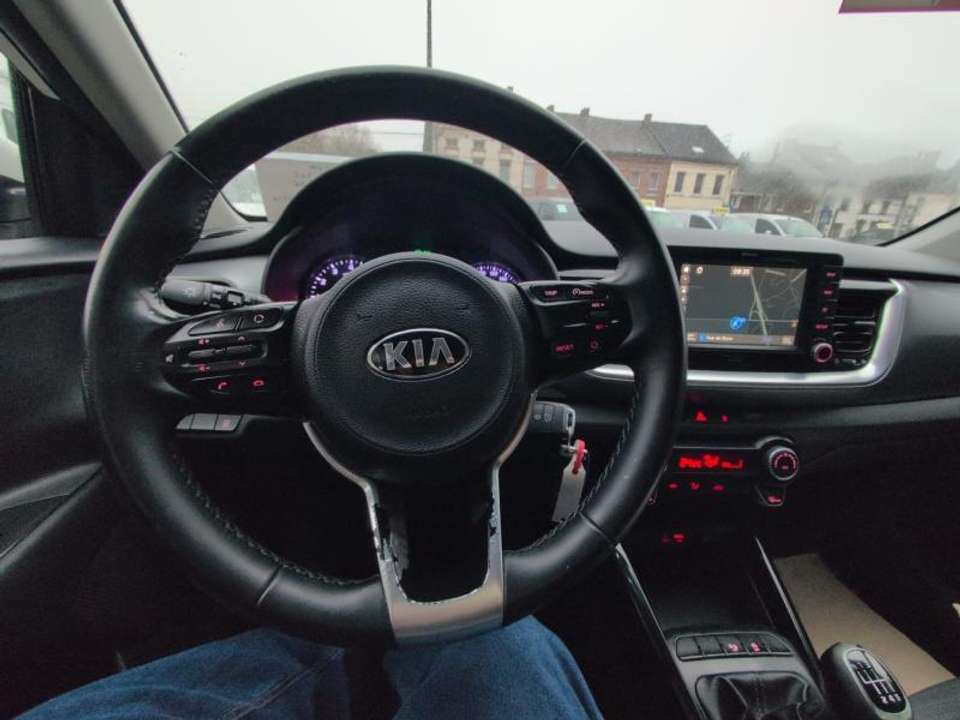 Kia Stonic - Imagem 9