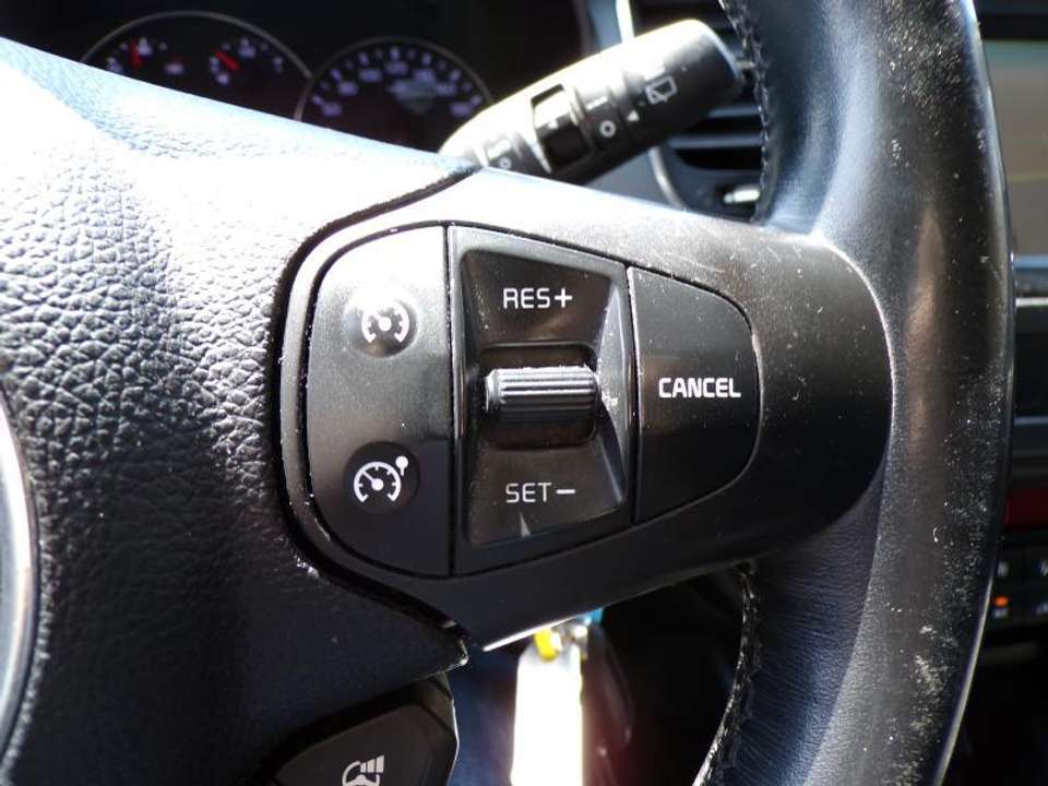 Kia Carens - Imagem 12