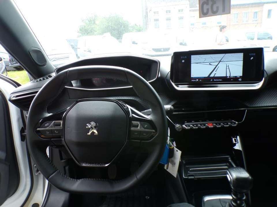 Peugeot 2008 - Imagem 9