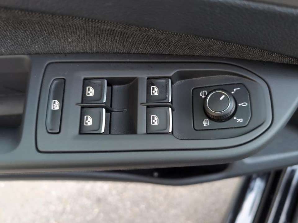 Volkswagen Golf Variant - Imagem 9
