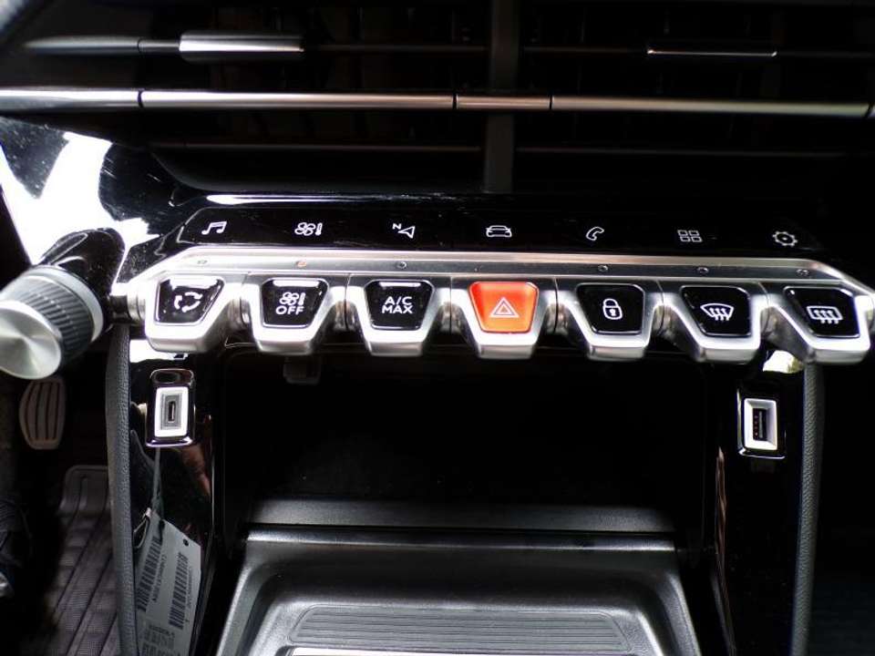Peugeot 2008 - Imagem 13