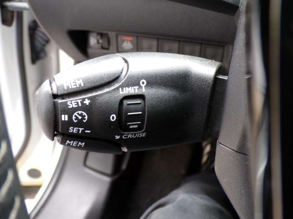 Peugeot 2008 - Imagem 14