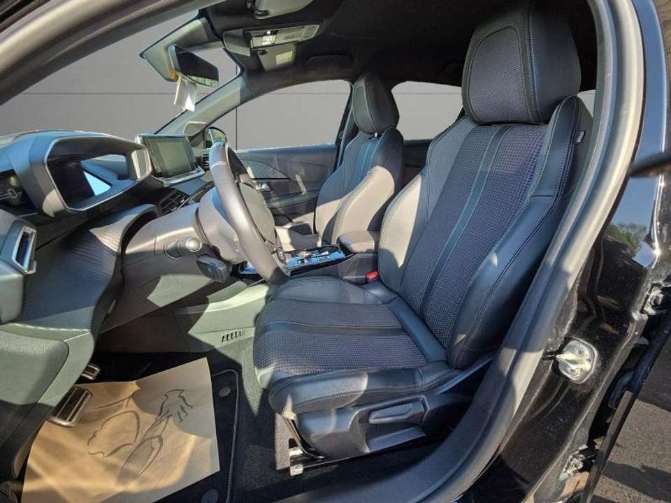 Peugeot e-208 - Imagem 9