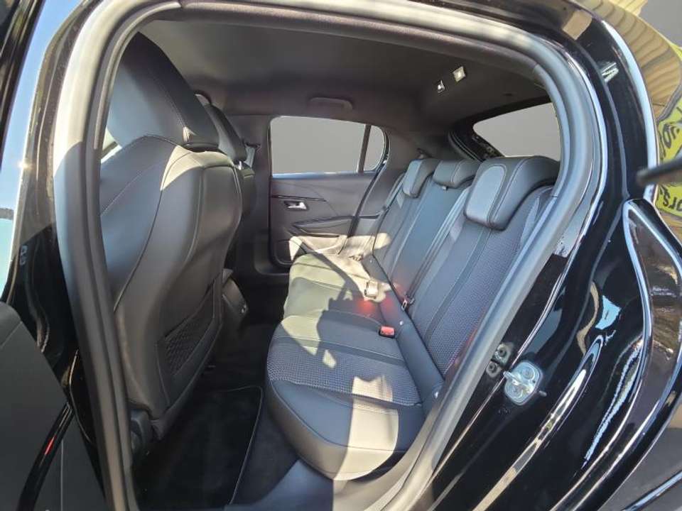 Peugeot e-208 - Imagem 10
