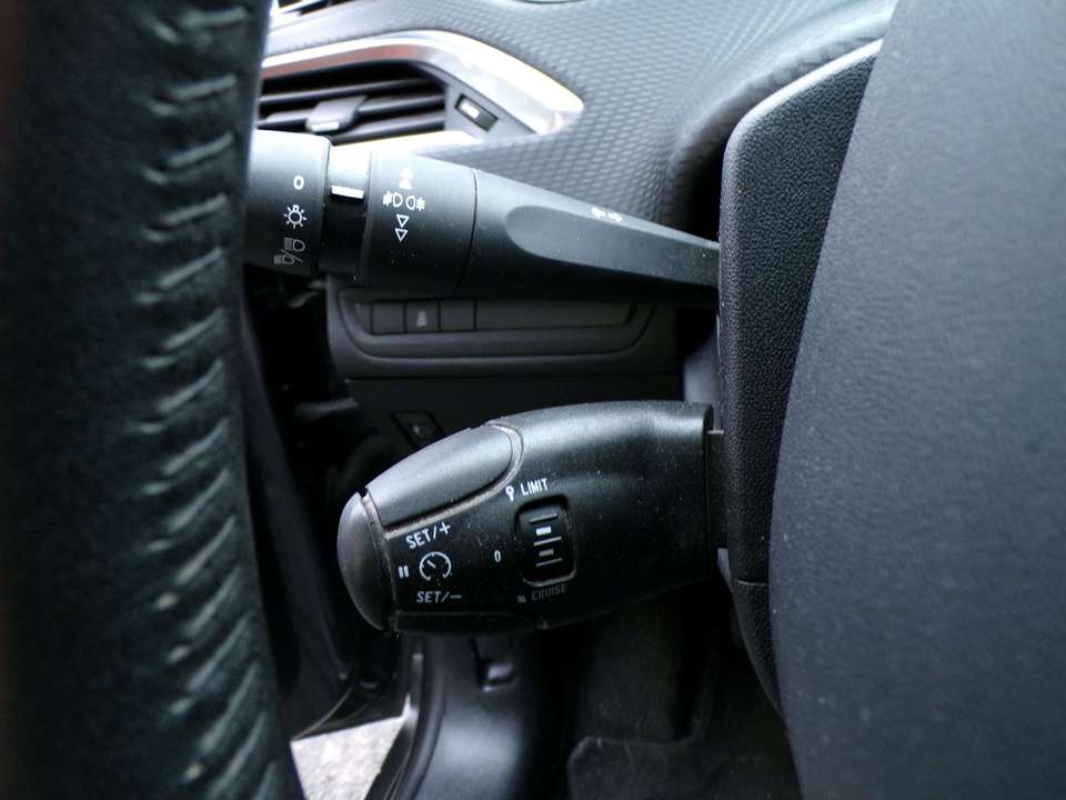 Peugeot 2008 - Imagem 12