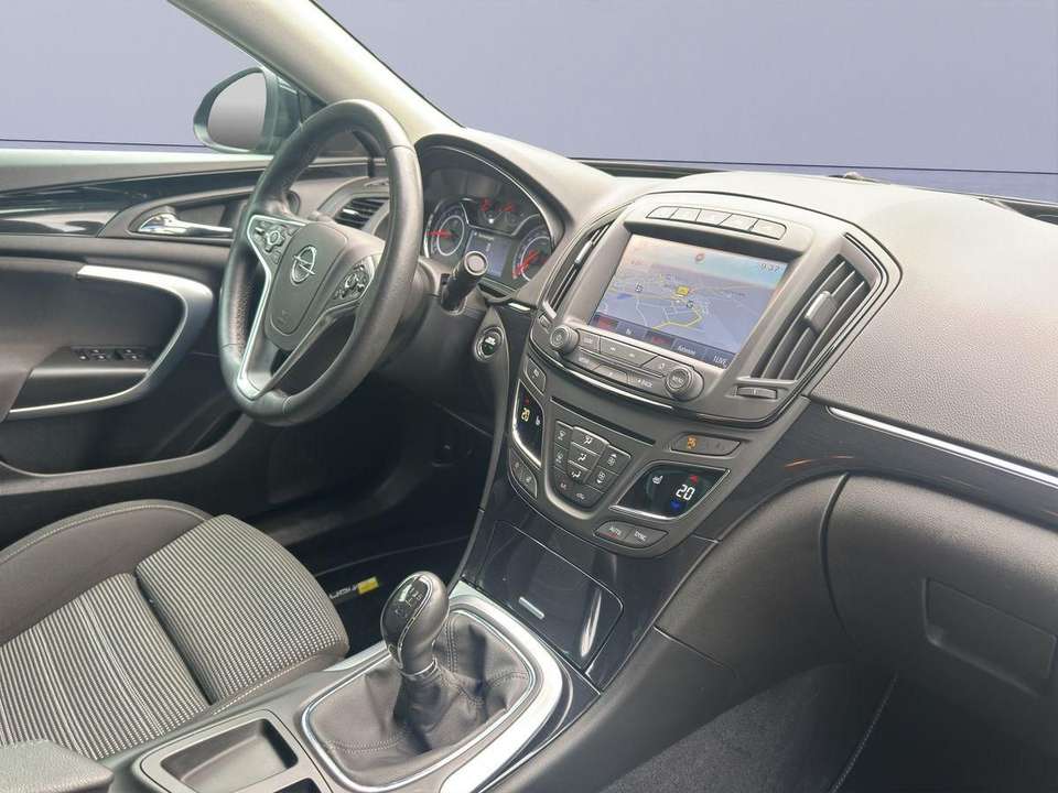 Opel Insignia - Imagem 9