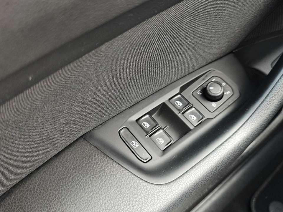Volkswagen Passat Variant - Imagem 12