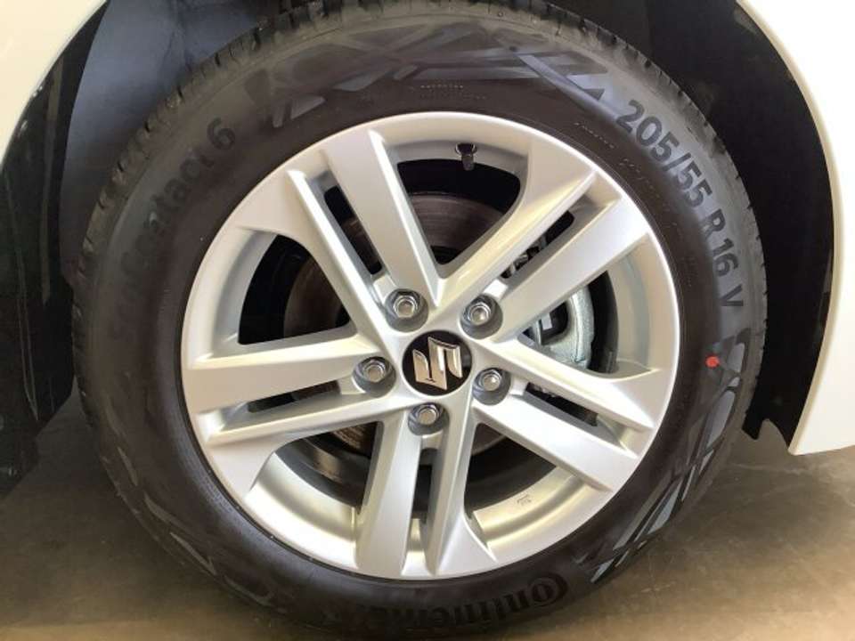 Suzuki Swace - Imagem 6