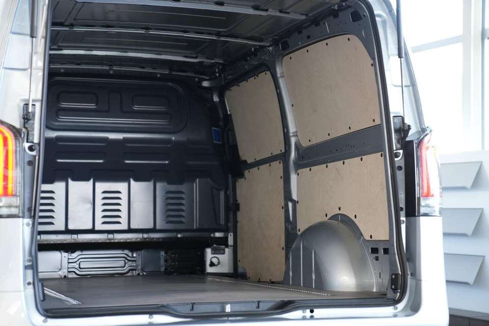 Mercedes-Benz Vito - Imagem 13